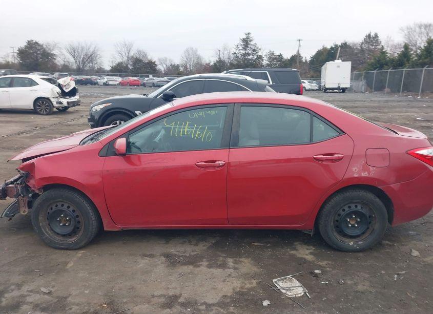 Photo 14 of 2015 Toyota Corolla LE (VIN 5YFBURHEXFP223176)