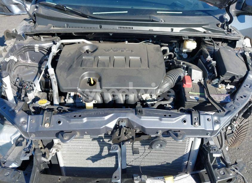 Photo 10 of 2015 Toyota Corolla LE (VIN 5YFBURHEXFP236719)