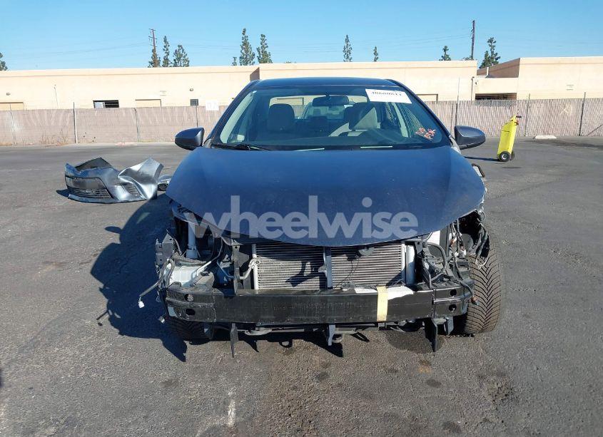 Photo 11 of 2015 Toyota Corolla LE (VIN 5YFBURHEXFP236719)