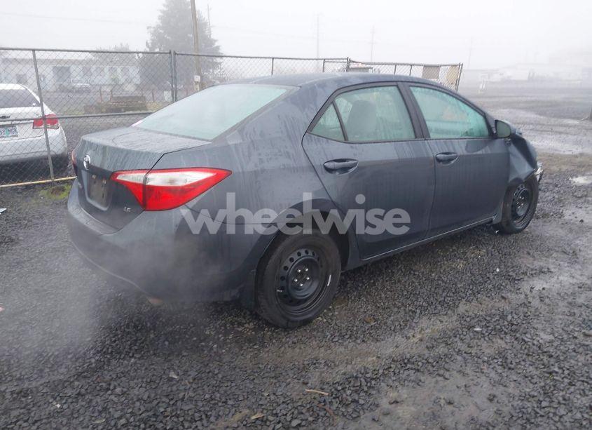 Photo 4 of 2015 Toyota Corolla LE (VIN 5YFBURHEXFP244755)