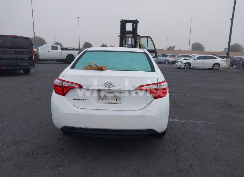 Photo 16 of 2015 Toyota Corolla L (VIN 5YFBURHEXFP260177)