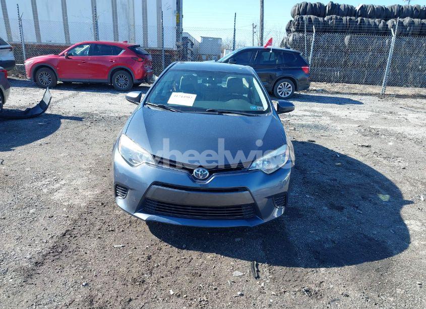 Photo 13 of 2015 Toyota Corolla LE (VIN 5YFBURHEXFP263886)