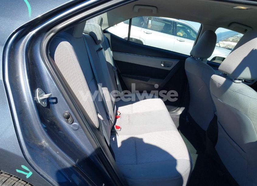 Photo 8 of 2015 Toyota Corolla LE (VIN 5YFBURHEXFP263886)