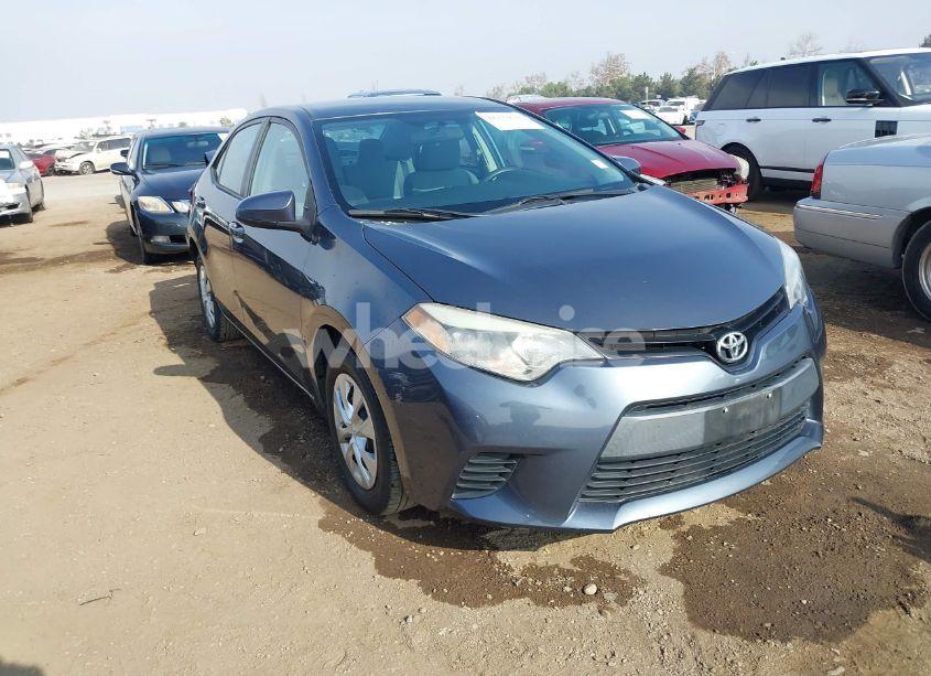 2015 Toyota Corolla L (VIN 5YFBURHEXFP269865) main photo