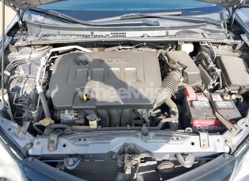 Photo 10 of 2015 Toyota Corolla L (VIN 5YFBURHEXFP269865)