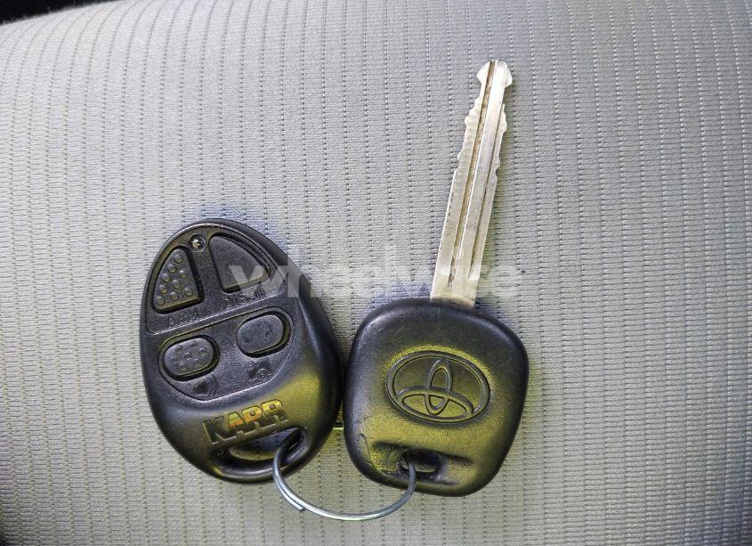 Photo 11 of 2015 Toyota Corolla L (VIN 5YFBURHEXFP269865)