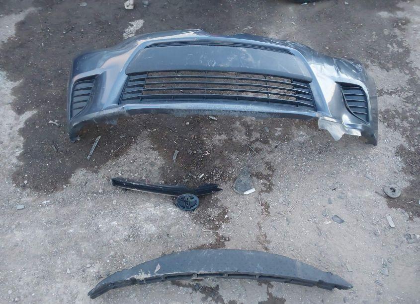 Photo 12 of 2015 Toyota Corolla L (VIN 5YFBURHEXFP364118)