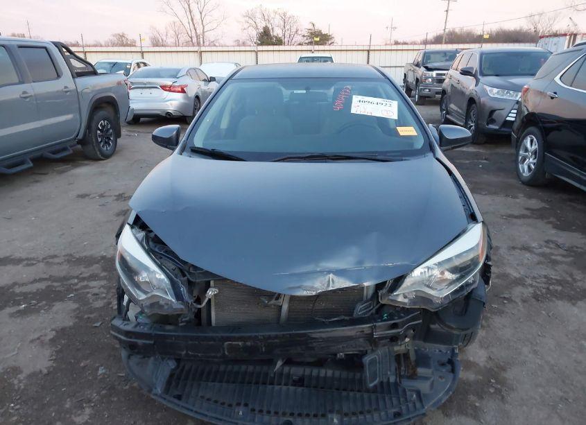 Photo 13 of 2015 Toyota Corolla L (VIN 5YFBURHEXFP364118)