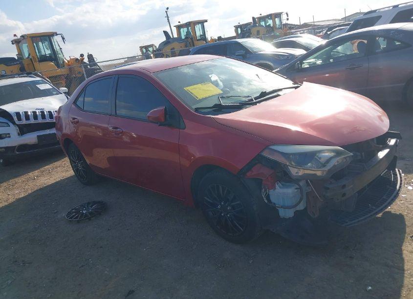 2015 Toyota Corolla LE (VIN 5YFBURHEXFP364328) main photo