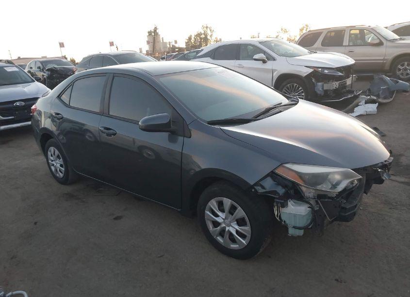 2015 Toyota Corolla L (VIN 5YFBURHEXFP365267) main photo