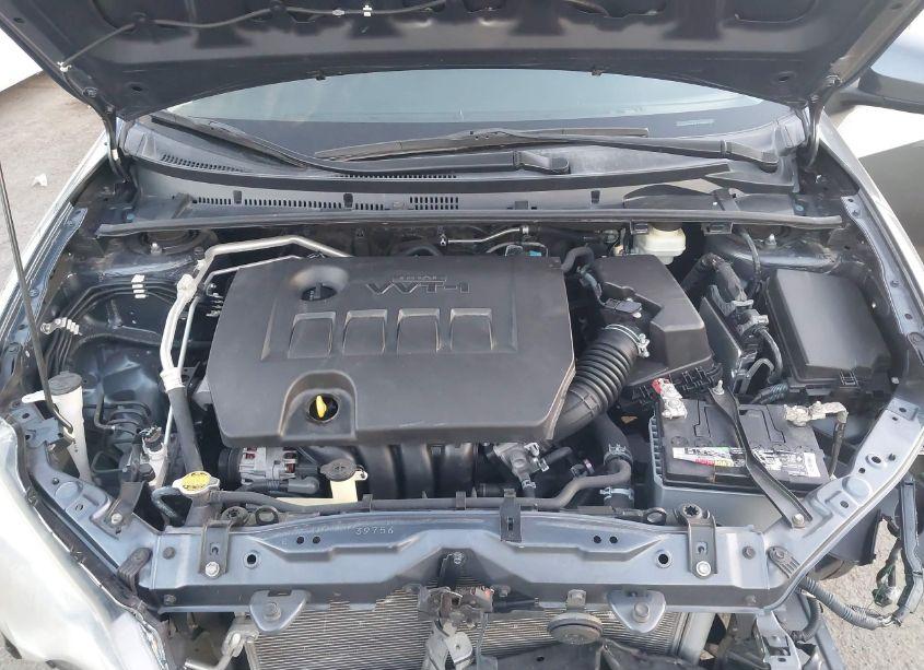 Photo 10 of 2015 Toyota Corolla L (VIN 5YFBURHEXFP365267)