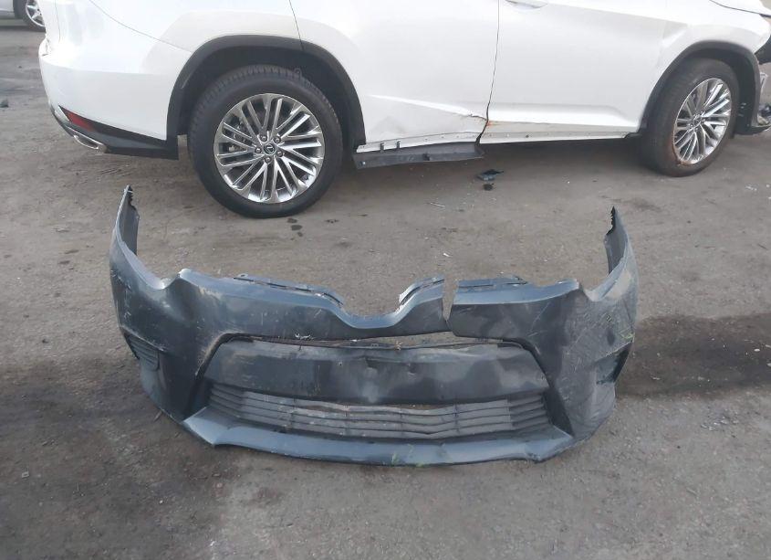 Photo 12 of 2015 Toyota Corolla L (VIN 5YFBURHEXFP365267)