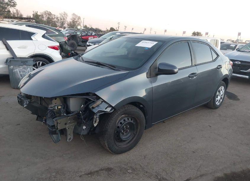 Photo 2 of 2015 Toyota Corolla L (VIN 5YFBURHEXFP365267)