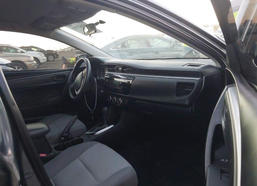 Photo 5 of 2015 Toyota Corolla L (VIN 5YFBURHEXFP365267)