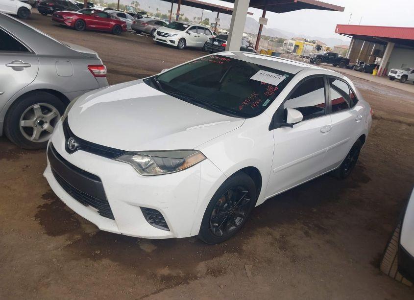Photo 2 of 2016 Toyota Corolla LE (VIN 5YFBURHEXGP371295)