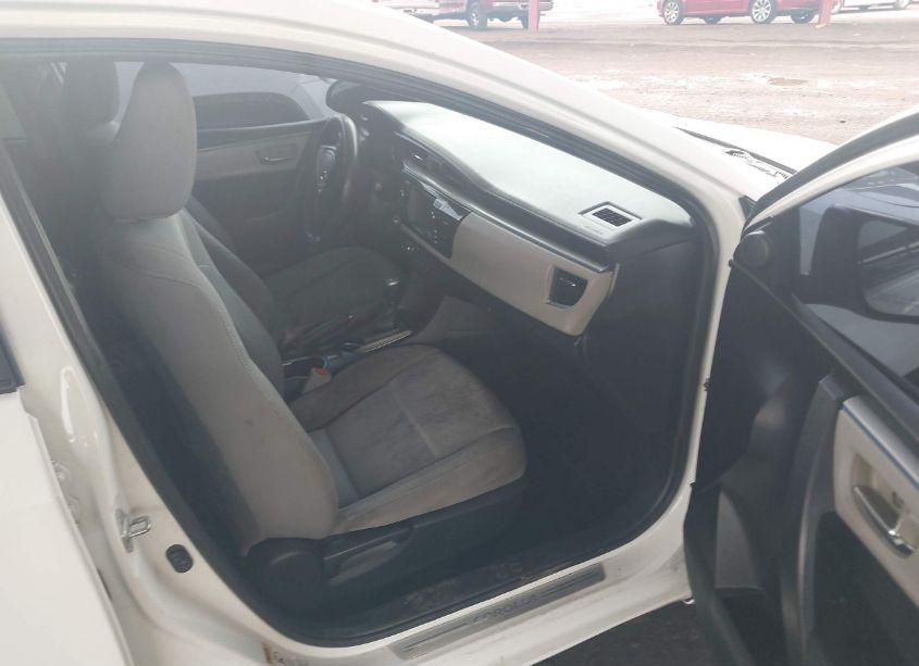 Photo 5 of 2016 Toyota Corolla LE (VIN 5YFBURHEXGP371295)