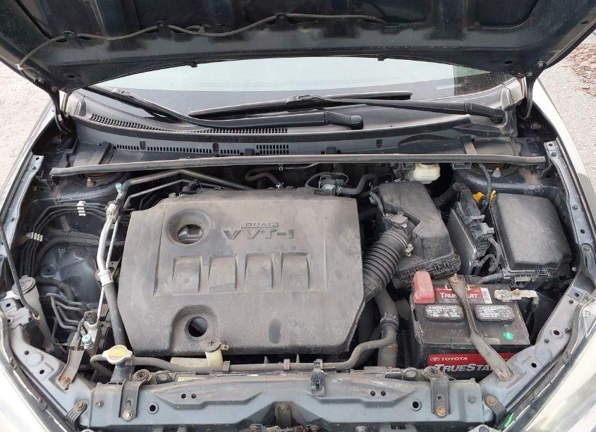 Photo 10 of 2016 Toyota Corolla LE (VIN 5YFBURHEXGP387531)