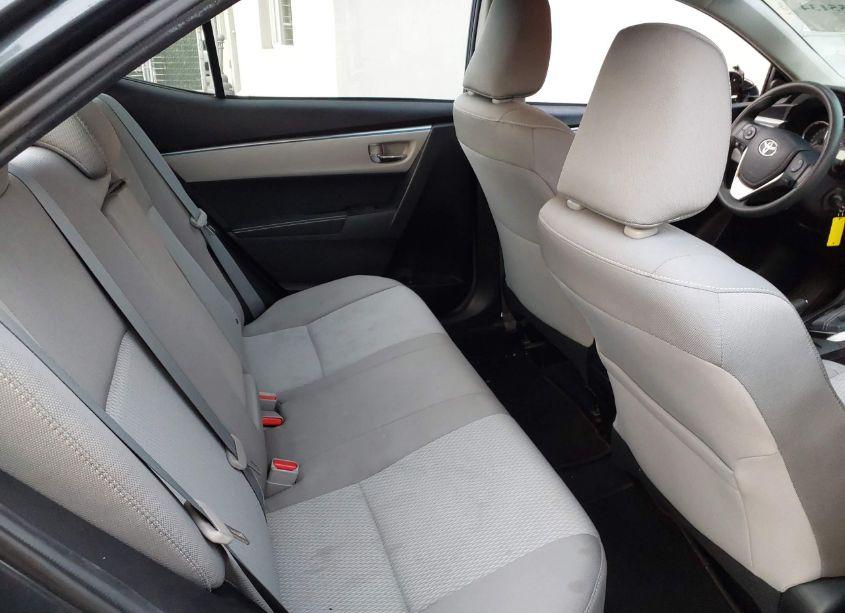 Photo 8 of 2016 Toyota Corolla LE (VIN 5YFBURHEXGP387531)