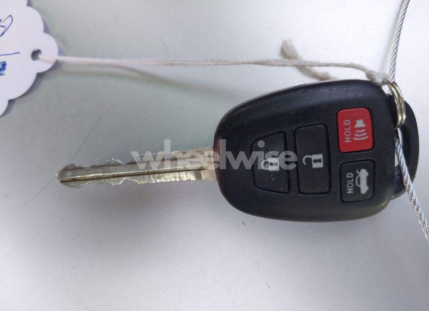 Photo 11 of 2016 Toyota Corolla LE (VIN 5YFBURHEXGP391045)