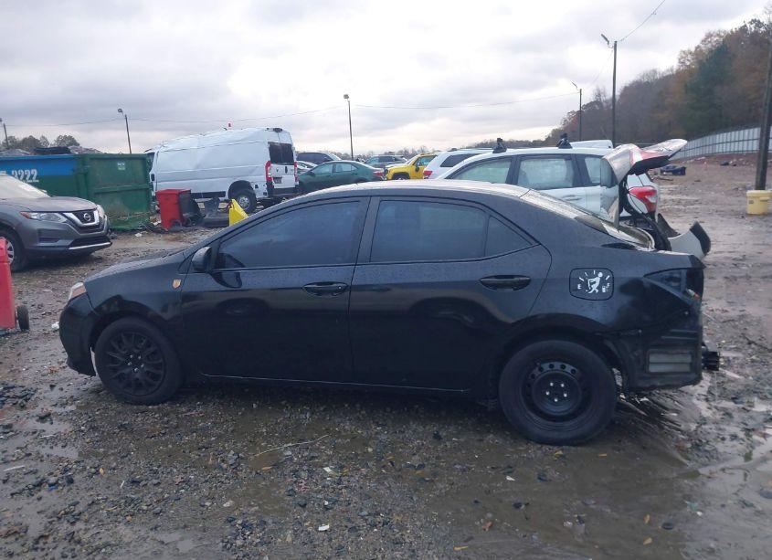 Photo 15 of 2016 Toyota Corolla LE (VIN 5YFBURHEXGP400326)