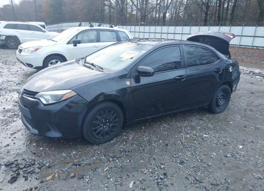 Photo 2 of 2016 Toyota Corolla LE (VIN 5YFBURHEXGP400326)