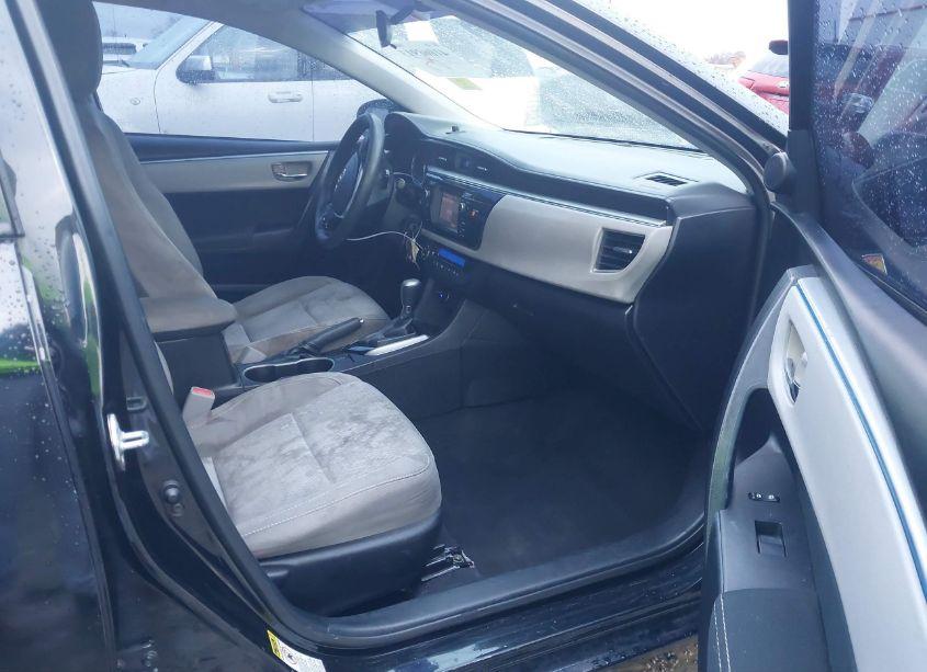 Photo 5 of 2016 Toyota Corolla LE (VIN 5YFBURHEXGP400326)