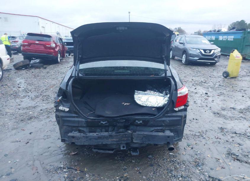 Photo 6 of 2016 Toyota Corolla LE (VIN 5YFBURHEXGP400326)