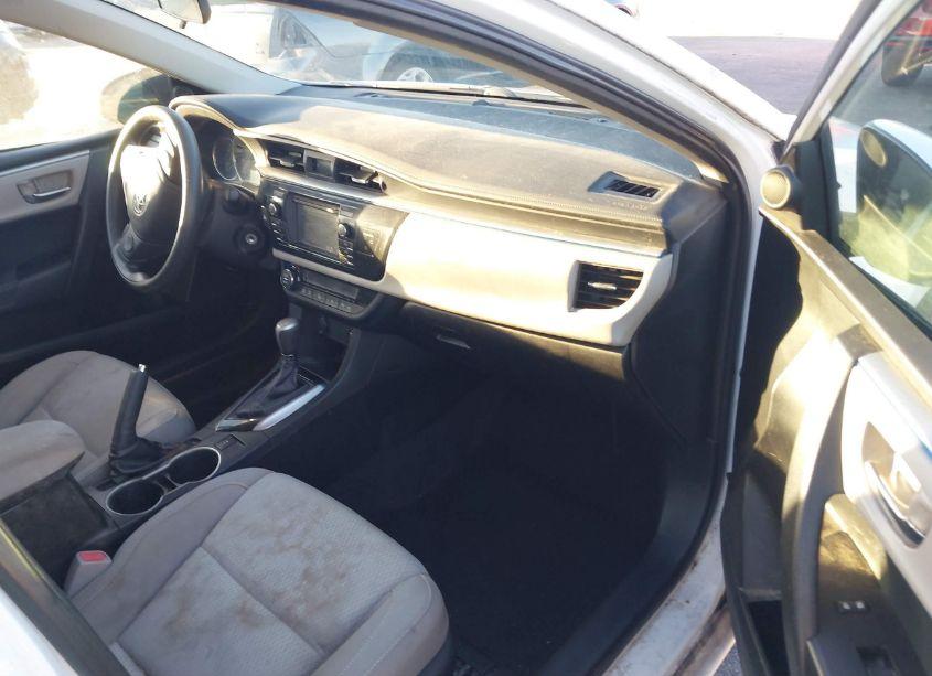 Photo 5 of 2016 Toyota Corolla LE (VIN 5YFBURHEXGP410788)