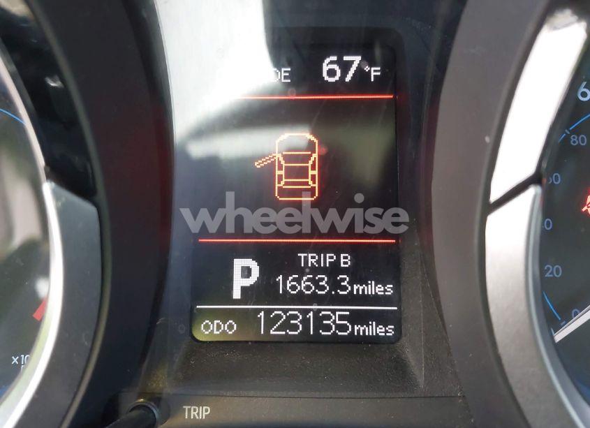 Photo 16 of 2016 Toyota Corolla S PLUS (VIN 5YFBURHEXGP424903)