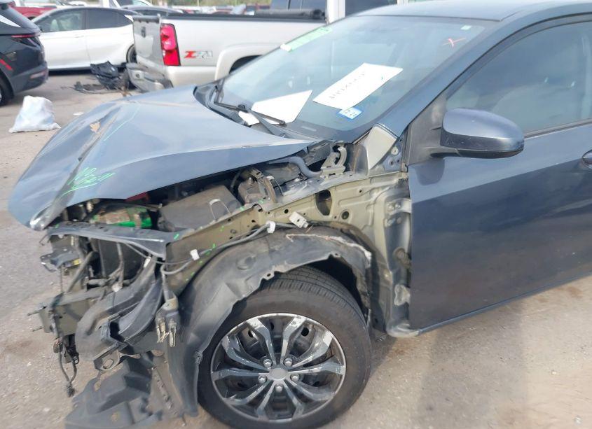 Photo 6 of 2016 Toyota Corolla LE (VIN 5YFBURHEXGP426263)