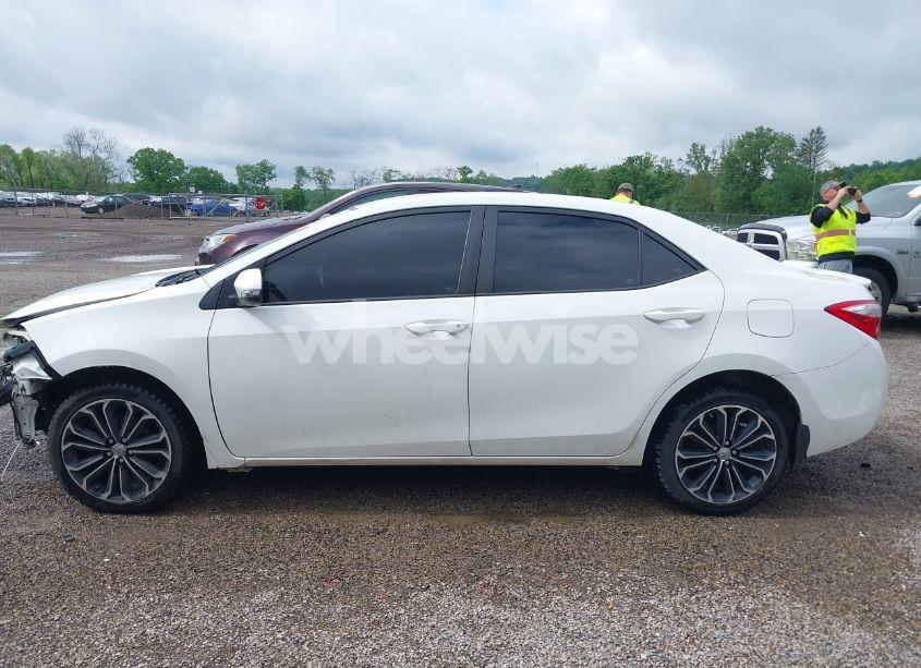 Photo 15 of 2016 Toyota Corolla S PLUS (VIN 5YFBURHEXGP440180)