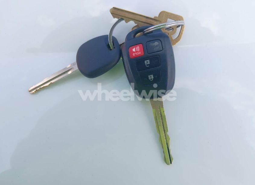 Photo 11 of 2016 Toyota Corolla LE PLUS (VIN 5YFBURHEXGP467170)