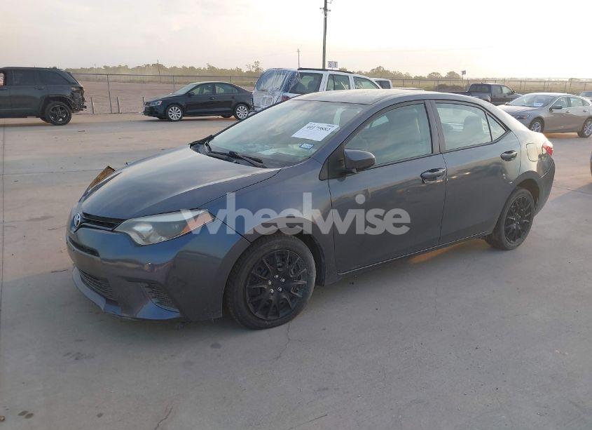 Photo 2 of 2016 Toyota Corolla LE (VIN 5YFBURHEXGP467945)