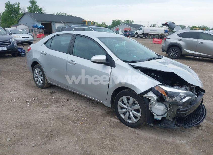 2016 Toyota Corolla LE (VIN 5YFBURHEXGP481893) main photo