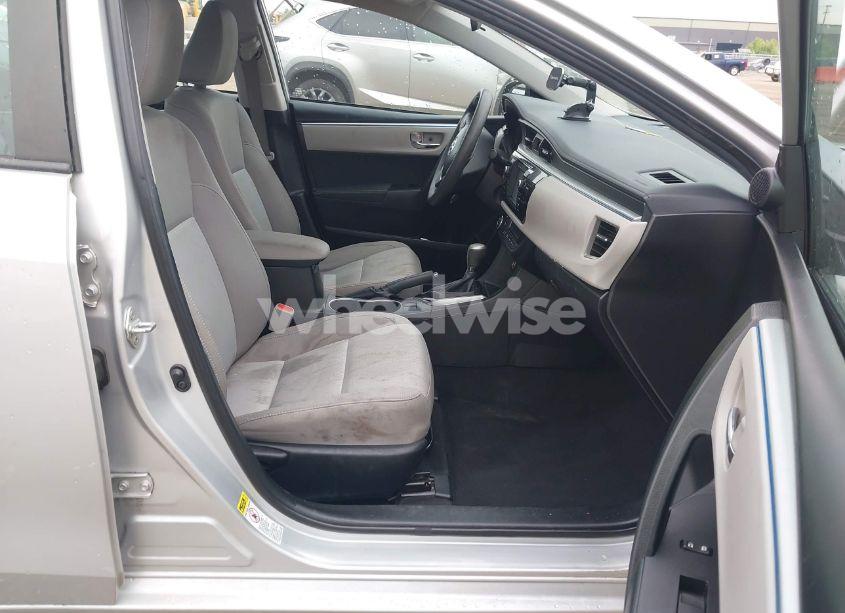 Photo 5 of 2016 Toyota Corolla LE (VIN 5YFBURHEXGP481893)