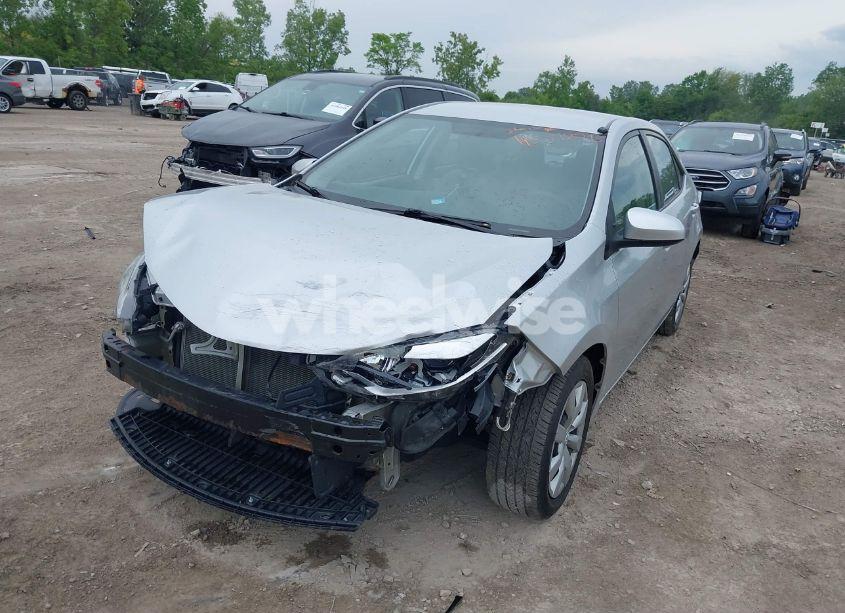 Photo 6 of 2016 Toyota Corolla LE (VIN 5YFBURHEXGP481893)