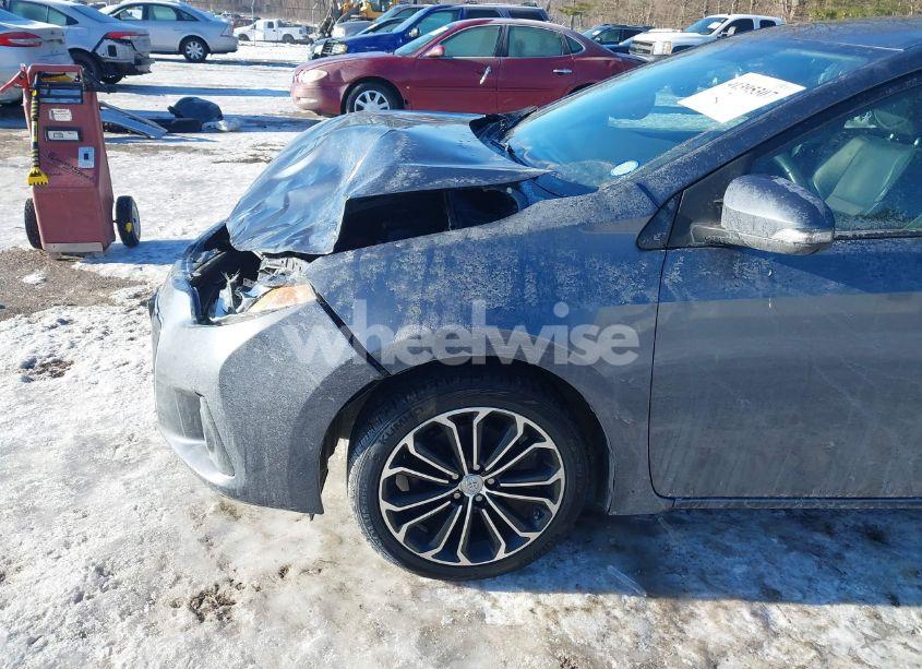 Photo 17 of 2016 Toyota Corolla S PLUS (VIN 5YFBURHEXGP487418)