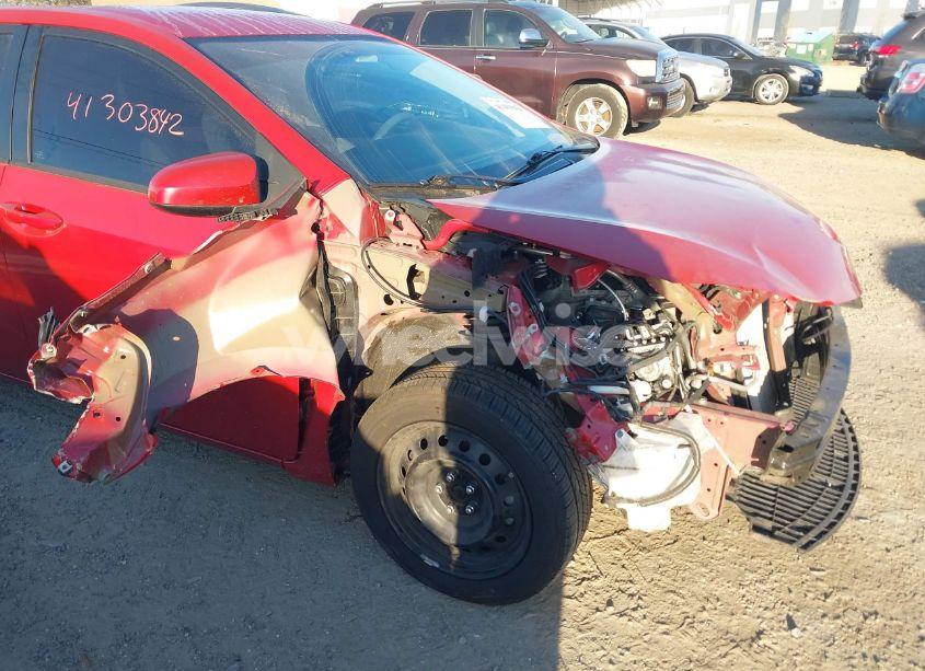 Photo 6 of 2016 Toyota Corolla LE (VIN 5YFBURHEXGP525455)