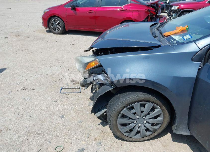 Photo 6 of 2016 Toyota Corolla LE (VIN 5YFBURHEXGP528761)