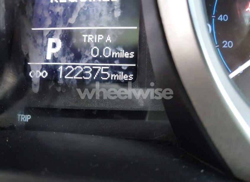 Photo 15 of 2016 Toyota Corolla S (VIN 5YFBURHEXGP540103)