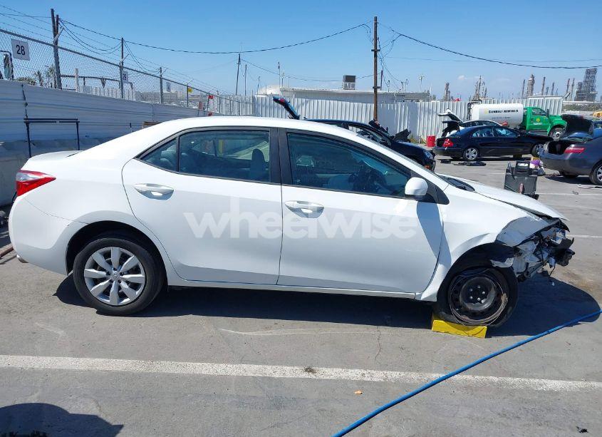 Photo 14 of 2016 Toyota Corolla LE (VIN 5YFBURHEXGP565549)