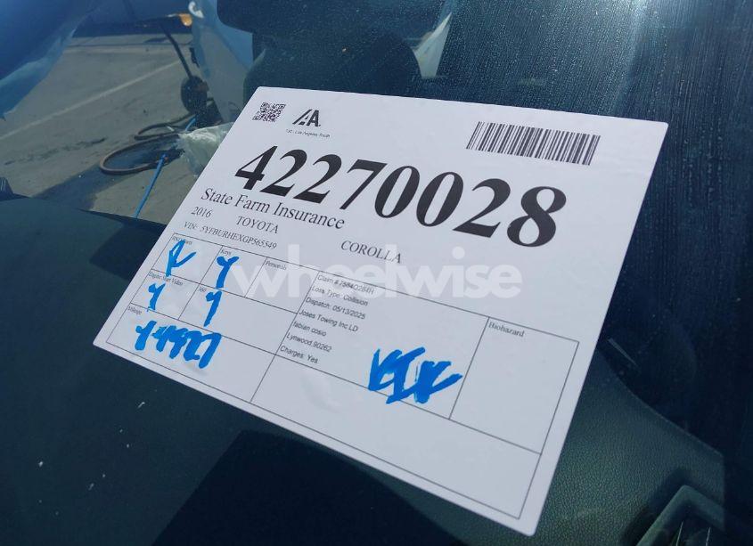 Photo 18 of 2016 Toyota Corolla LE (VIN 5YFBURHEXGP565549)