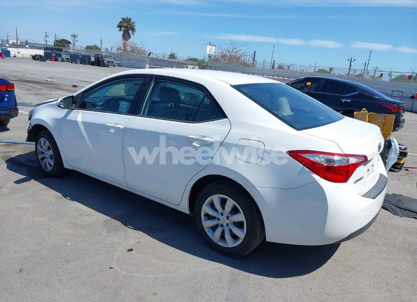 Photo 3 of 2016 Toyota Corolla LE (VIN 5YFBURHEXGP565549)