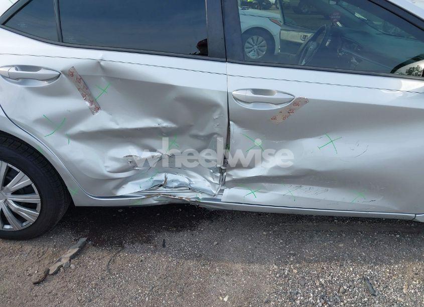 Photo 6 of 2016 Toyota Corolla LE (VIN 5YFBURHEXGP568094)