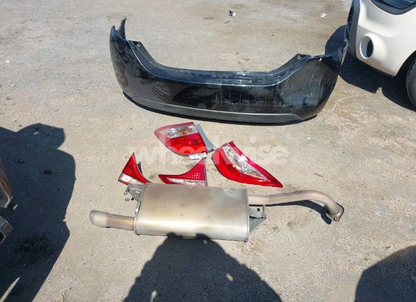 Photo 12 of 2017 Toyota Corolla LE (VIN 5YFBURHEXHP569926)