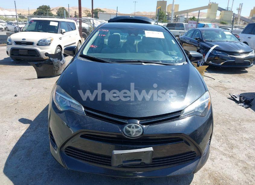 Photo 13 of 2017 Toyota Corolla LE (VIN 5YFBURHEXHP569926)