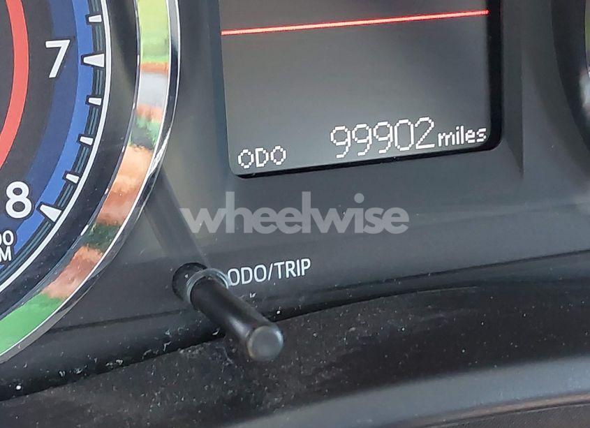 Photo 16 of 2017 Toyota Corolla LE (VIN 5YFBURHEXHP569926)