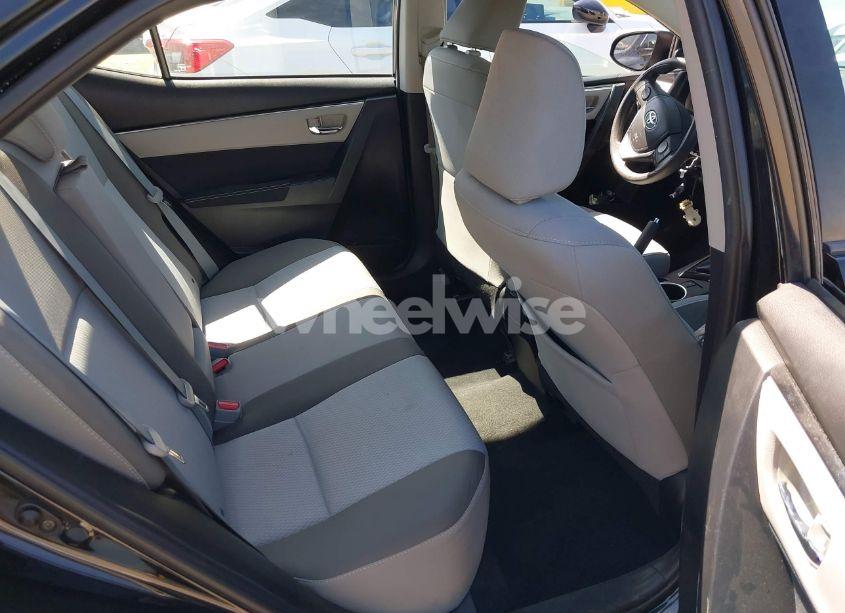 Photo 8 of 2017 Toyota Corolla LE (VIN 5YFBURHEXHP569926)