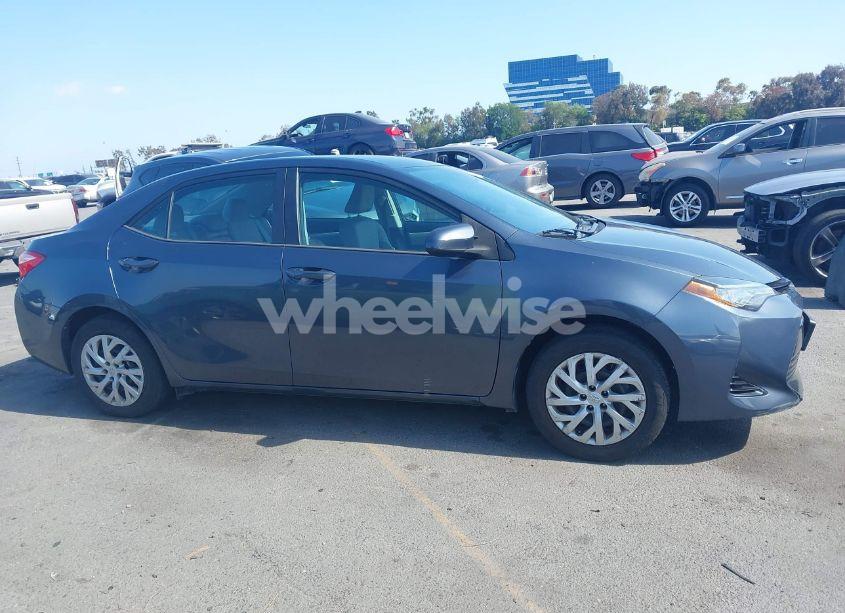Photo 13 of 2017 Toyota Corolla LE (VIN 5YFBURHEXHP571448)