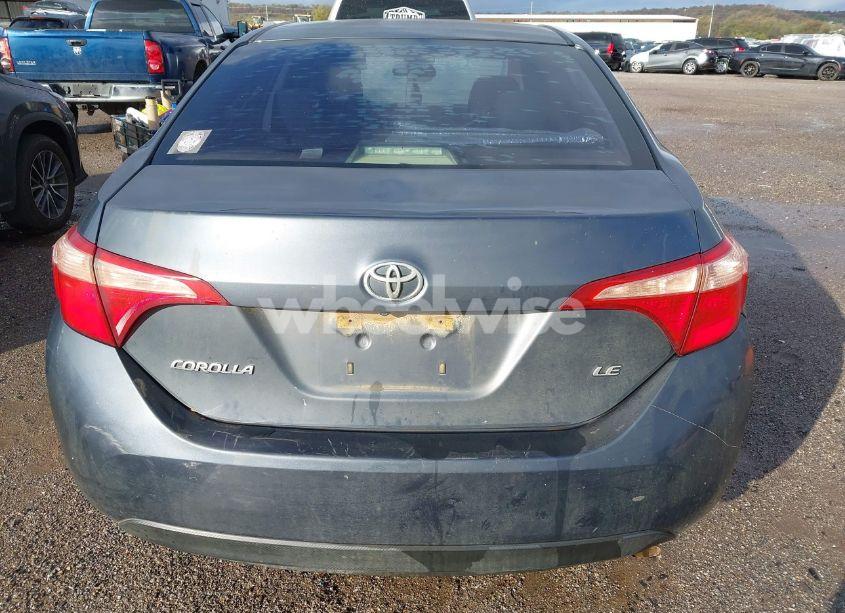 Photo 17 of 2017 Toyota Corolla LE (VIN 5YFBURHEXHP574107)